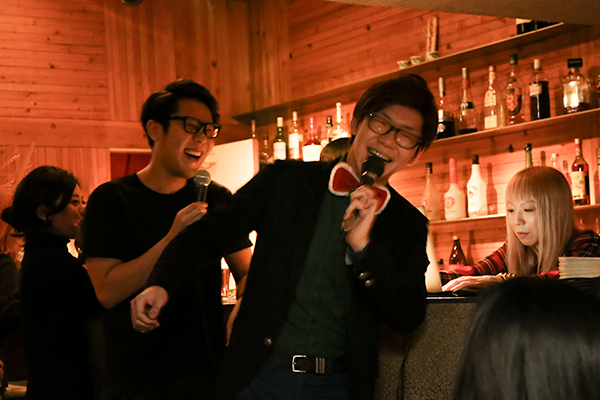 司会の２人